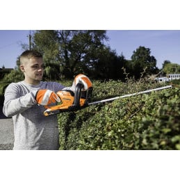 Taille-Haie Yard Force LH C45 - CR20 51cm - Batterie - 20V 2.0Ah - YARD FORCE -  - Jardin Affaires