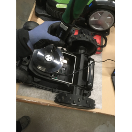 Mudar a plataforma de corte do cortador de relva robótico
