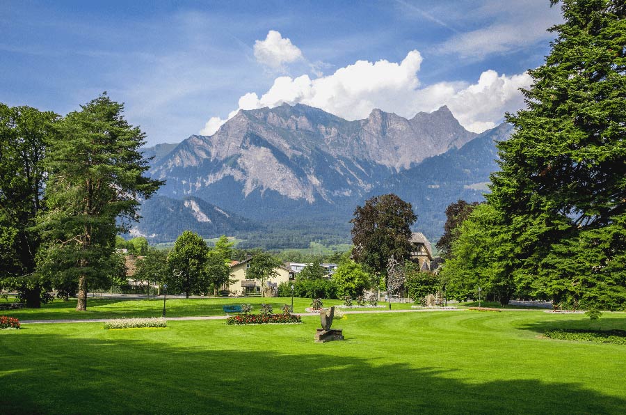 Marca ecológica BHS para a manutenção dos seus jardins e espaços verdes